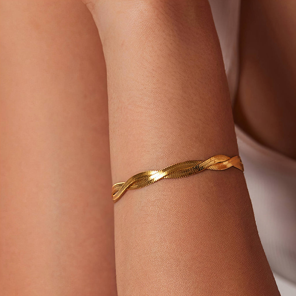 Twisted Snake Bracelet in 18K Gold Plated Stainless Steel