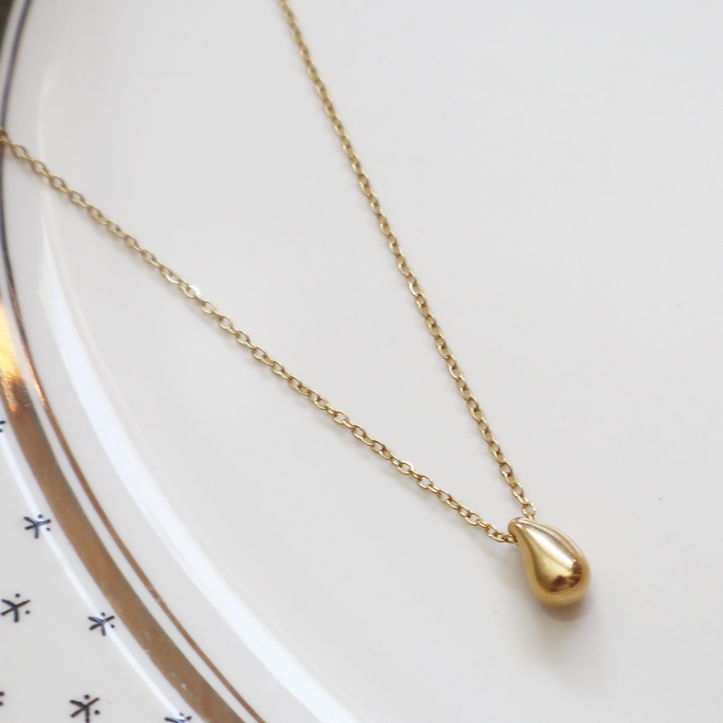 Tear Drop Pendant Necklace in 18K Gold Plated Stainless Steel