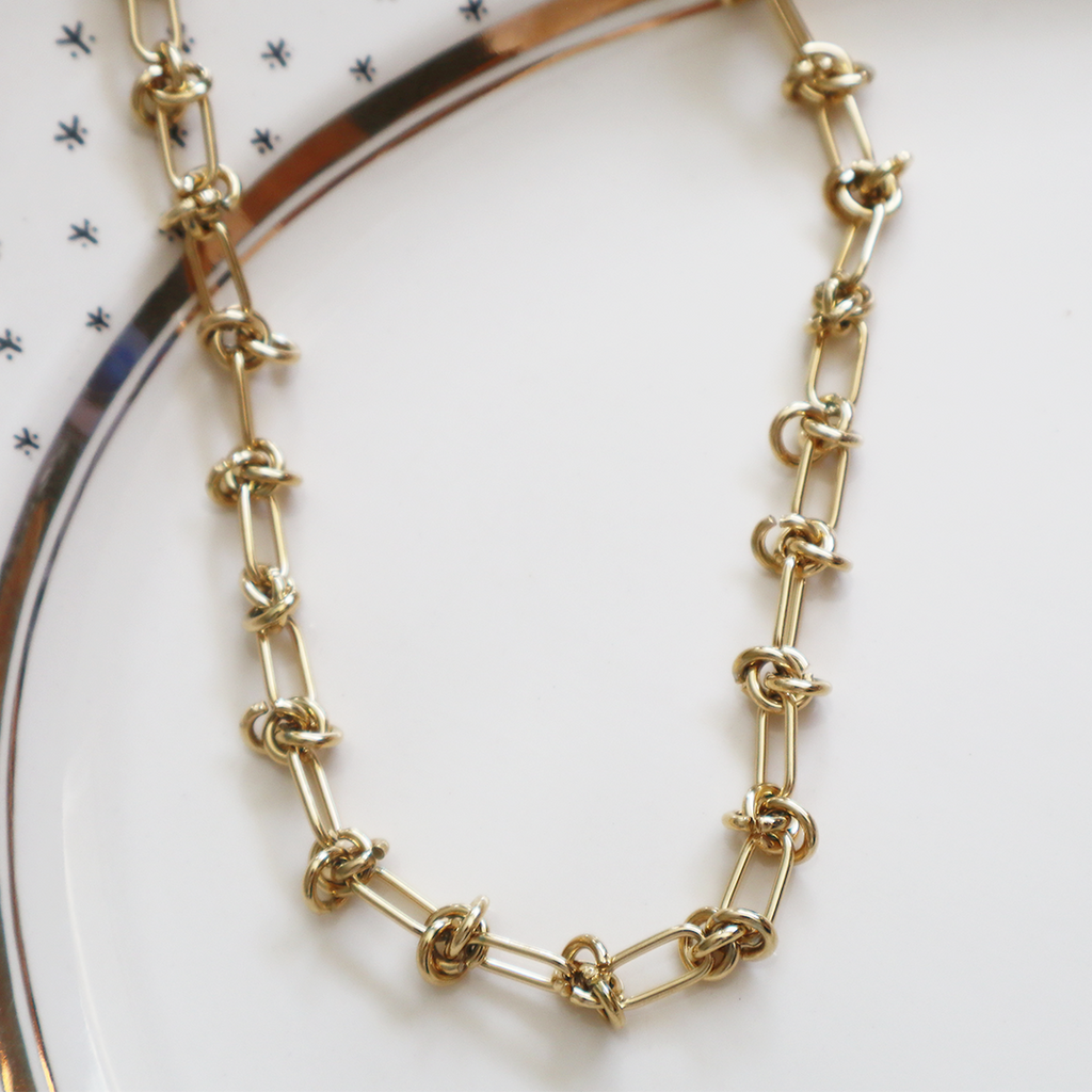 Knotted Link Chain in 18K Gold Plated Stainless Steel