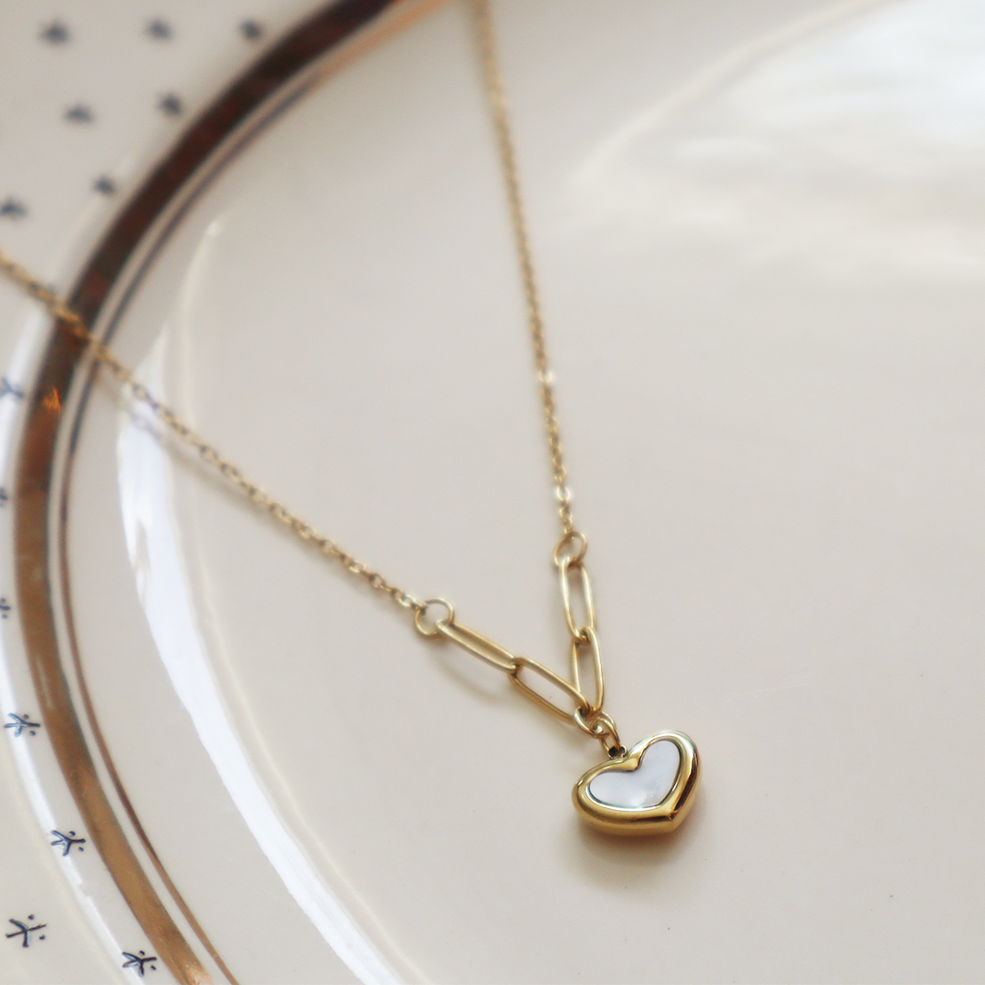 Heart Chain Link Necklace in 18K Gold Plated Stainless Steel