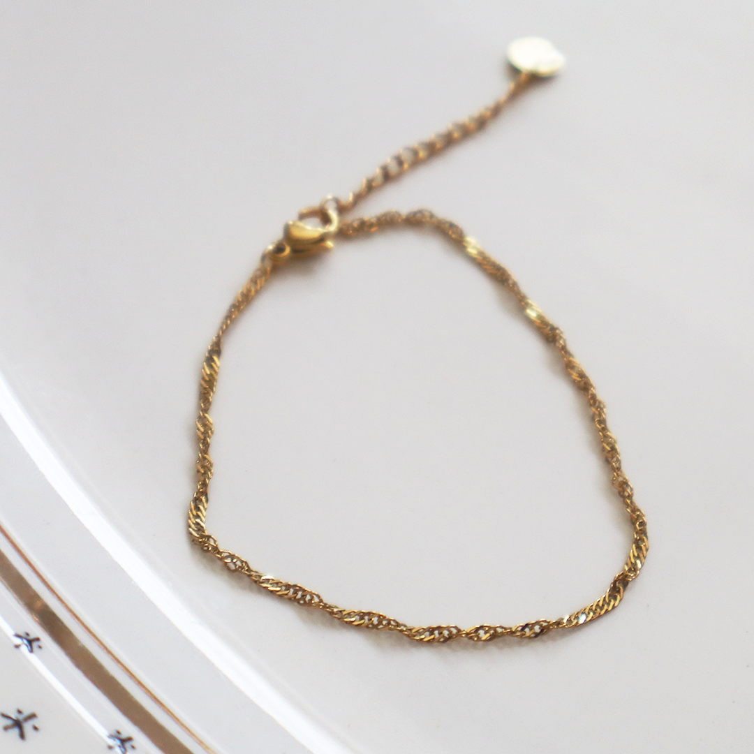 Twist Chain Bracelet in 18K Gold Plated Stainless Steel