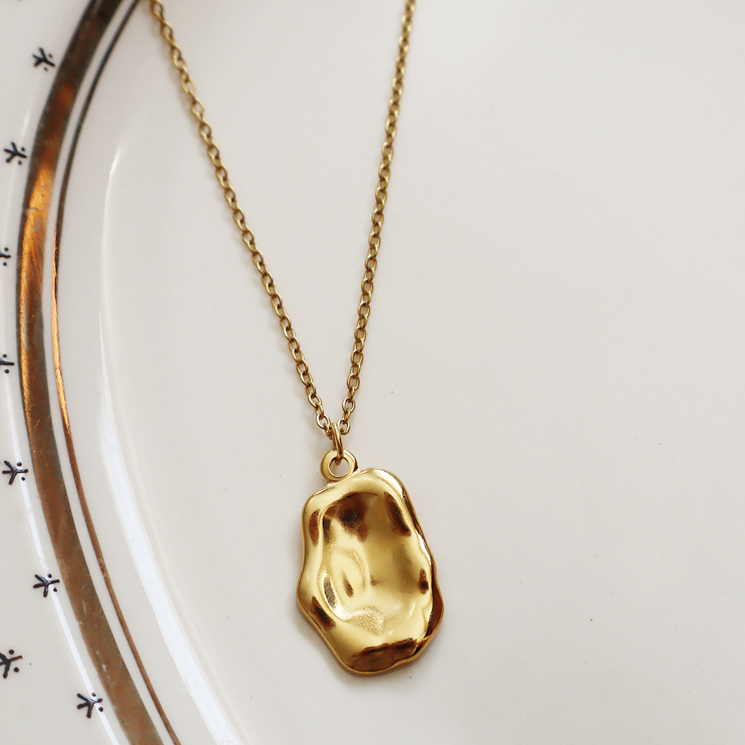Dented Pendant Necklace in 18K Gold Plated Stainless Steel