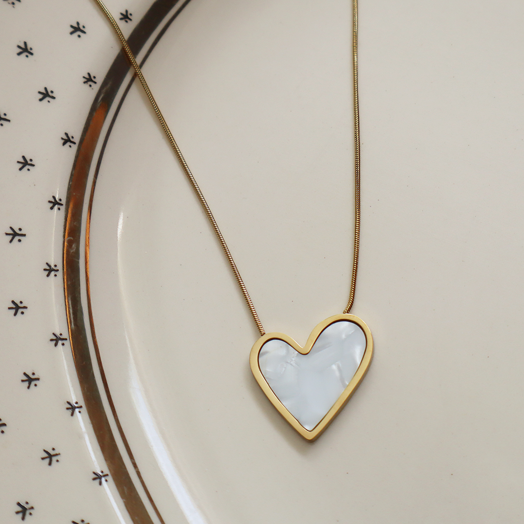 Abstract Heart Necklace in 18K Gold Plated Stainless Steel